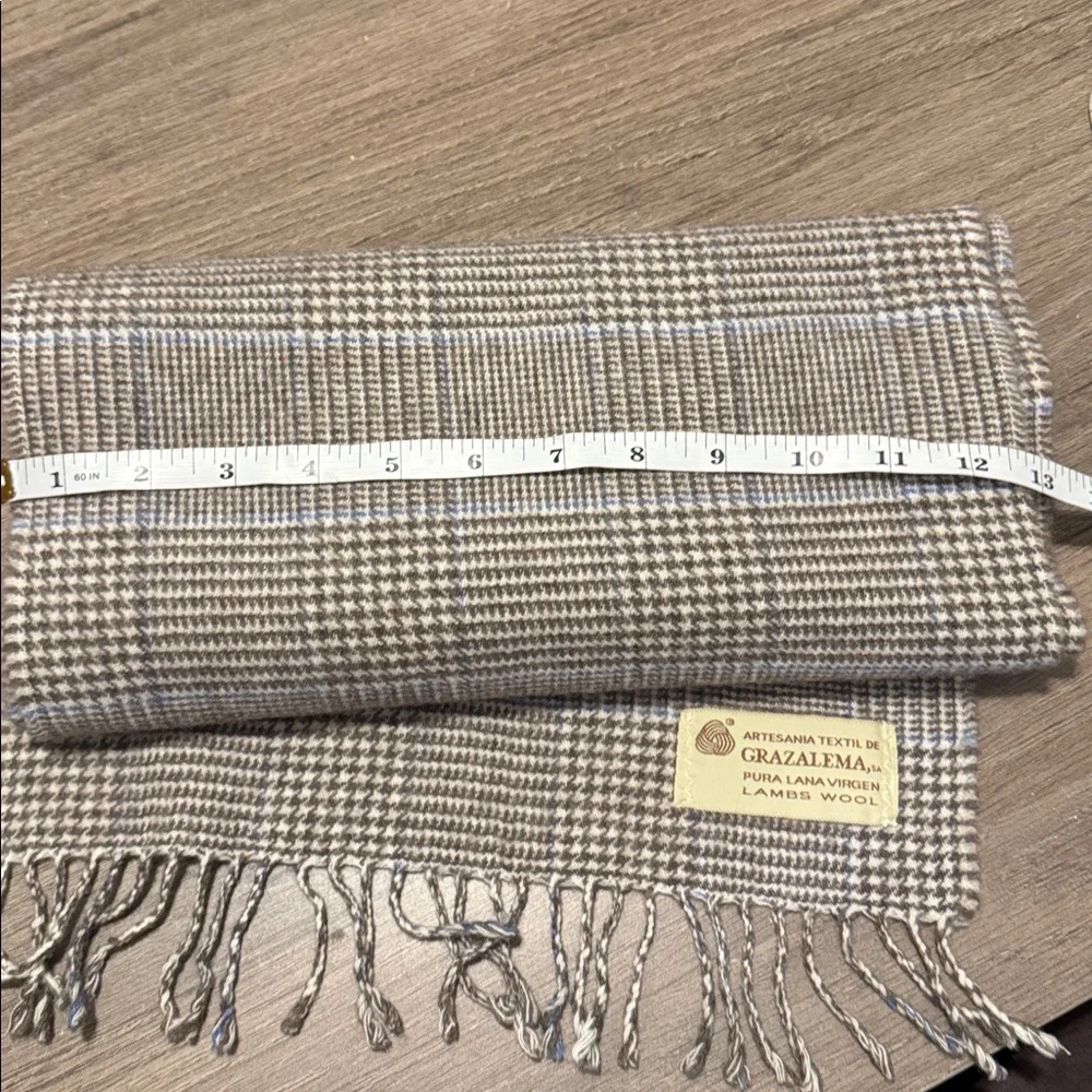 Grazalema scarf Lambs Wool‎ Checkered Fabric tan shades pure lambs wool
